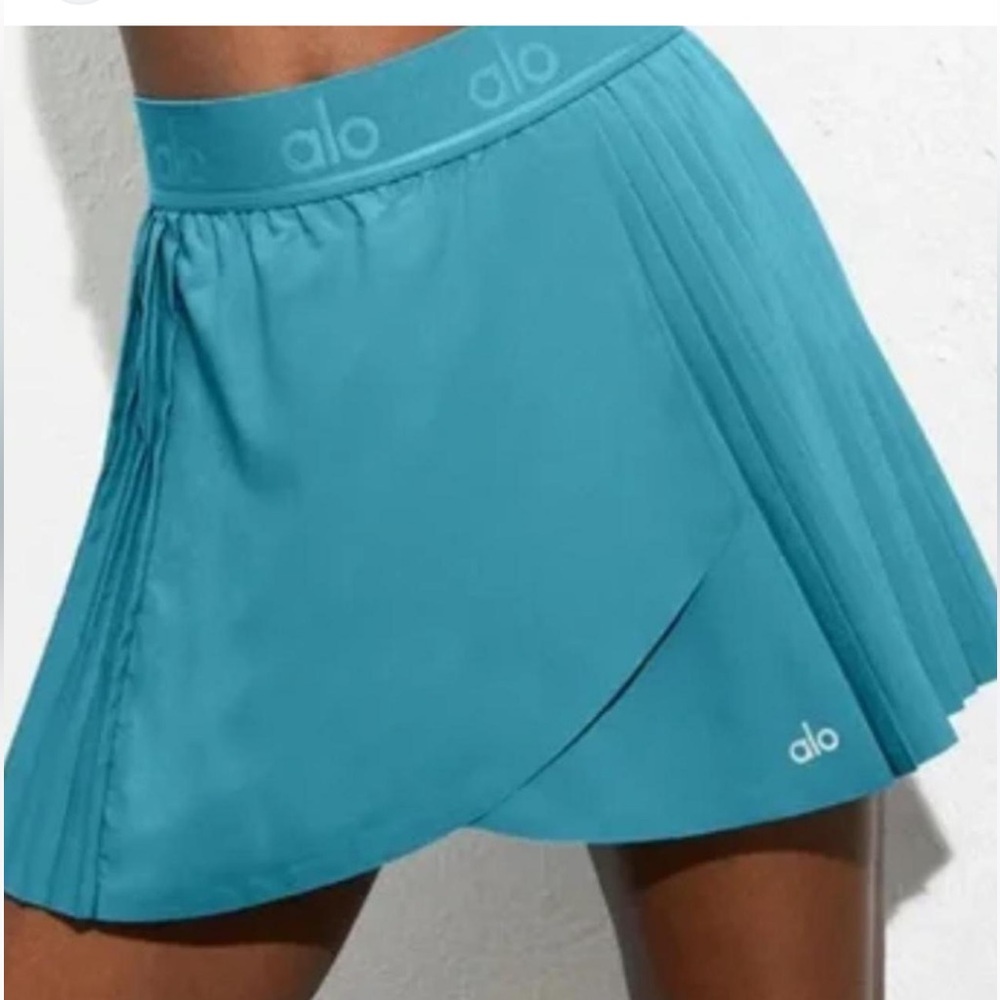 Alo Turqoiuse Aces Sport Skirt size small